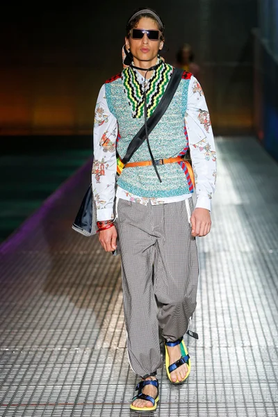 Look 20